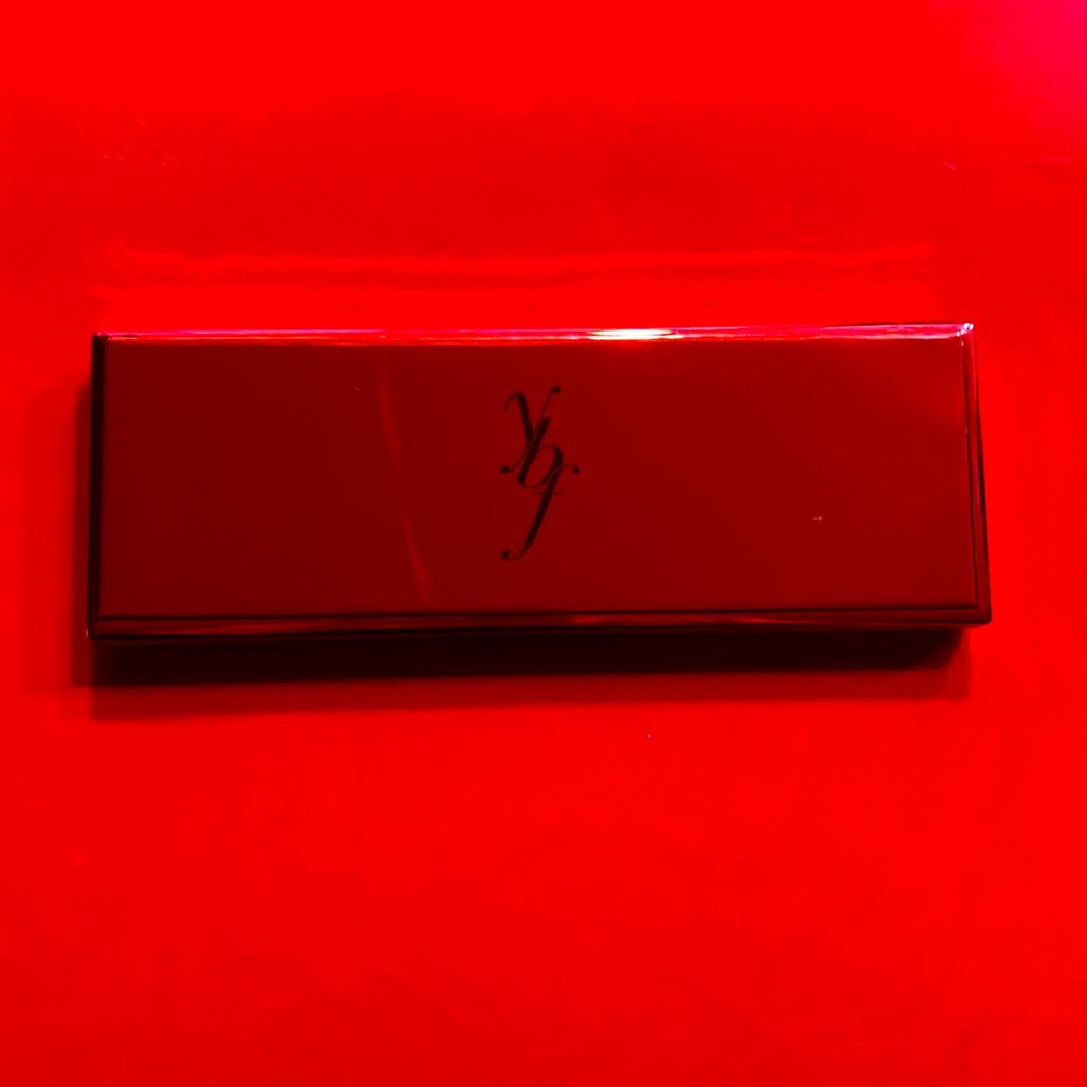 PICK 5 FOR $20 YBF Posh and Portable Eyeshadow Palette